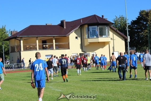 B Klasa: FC 2012 Różan - WKS Mystkówiec  3:2 (2:2) - zdjęcie #1 - eOstroleka.pl
