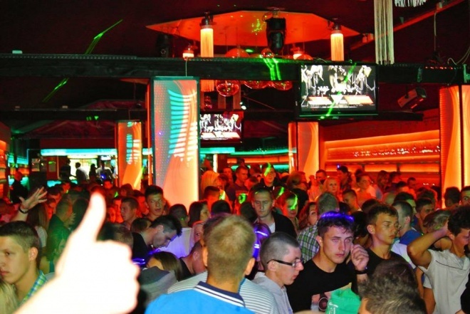 Club Ibiza Zalesie: Projekt Z czyli gorąca Wielka Domówka - zdjęcie #22 - eOstroleka.pl