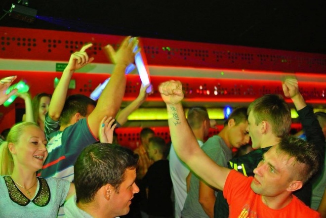 Club Ibiza Zalesie: Projekt Z czyli gorąca Wielka Domówka - zdjęcie #81 - eOstroleka.pl