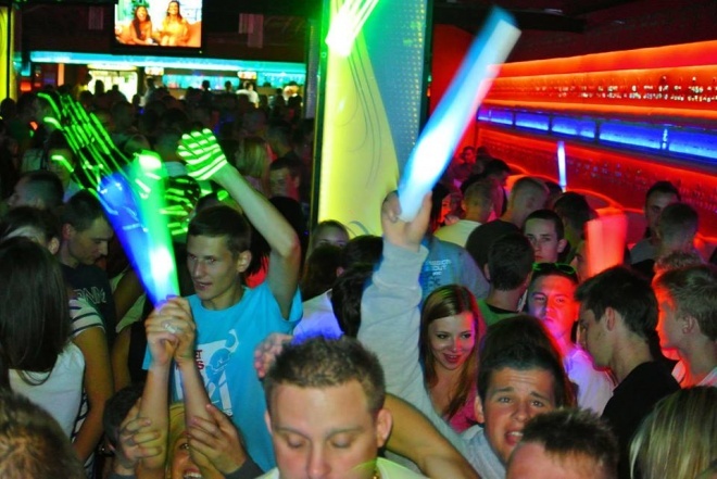Club Ibiza Zalesie: Projekt Z czyli gorąca Wielka Domówka - zdjęcie #60 - eOstroleka.pl