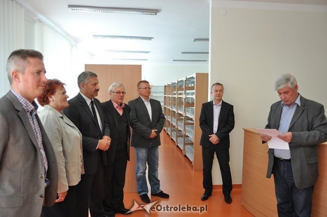 Remont biblioteki szkolnej w I LO zakończony [09.09.2013] - zdjęcie #5 - eOstroleka.pl