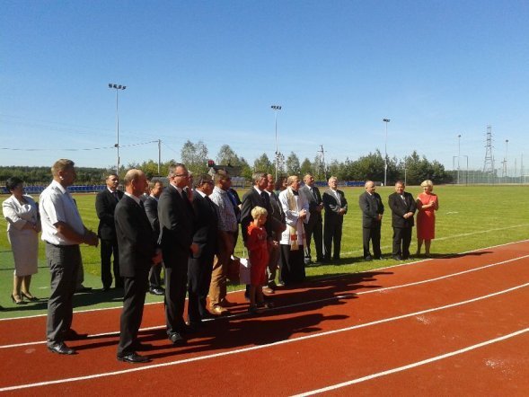 Oficjalne otwarcie stadionu w Różanie [8.09.2013] - zdjęcie #27 - eOstroleka.pl