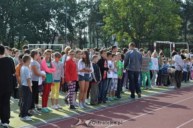 Pożar w Szkole Podstawowej nr 10. Ewakuowano blisko 800 osób [11.09.2013] - zdjęcie #19 - eOstroleka.pl