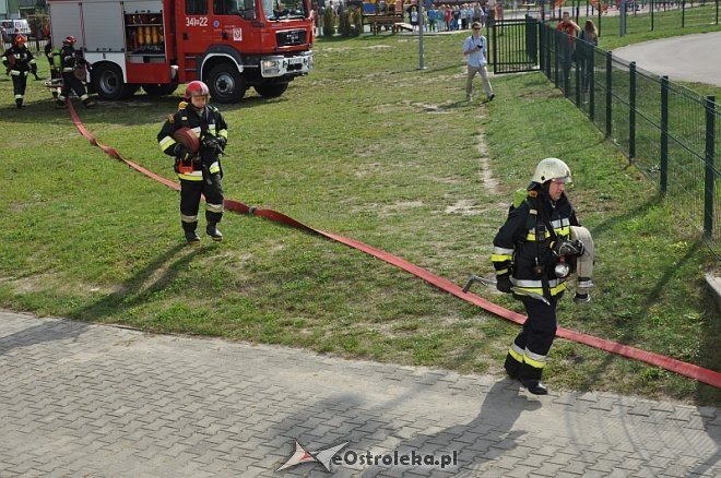 Pożar w Szkole Podstawowej nr 10. Ewakuowano blisko 800 osób [11.09.2013] - zdjęcie #31 - eOstroleka.pl