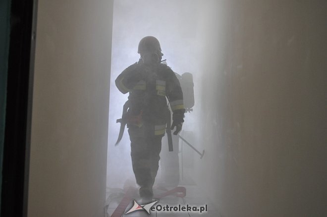 Pożar w Szkole Podstawowej nr 10. Ewakuowano blisko 800 osób [11.09.2013] - zdjęcie #70 - eOstroleka.pl