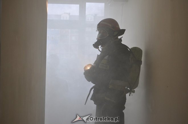 Pożar w Szkole Podstawowej nr 10. Ewakuowano blisko 800 osób [11.09.2013] - zdjęcie #75 - eOstroleka.pl