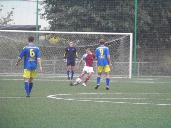 Korona HiD II Ostrołęka - Tęcza JBB Łyse (11.09.2013) - zdjęcie #28 - eOstroleka.pl