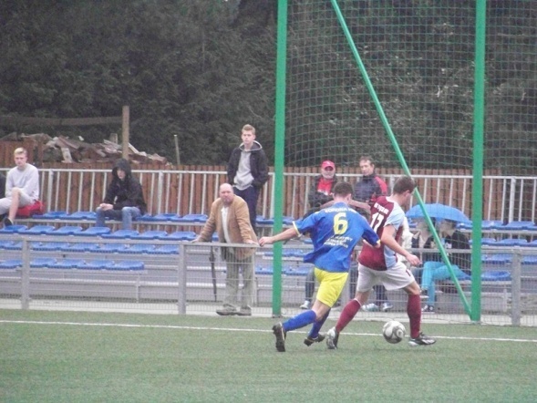 Korona HiD II Ostrołęka - Tęcza JBB Łyse (11.09.2013) - zdjęcie #27 - eOstroleka.pl