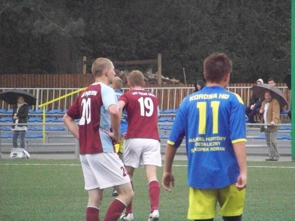 Korona HiD II Ostrołęka - Tęcza JBB Łyse (11.09.2013) - zdjęcie #16 - eOstroleka.pl