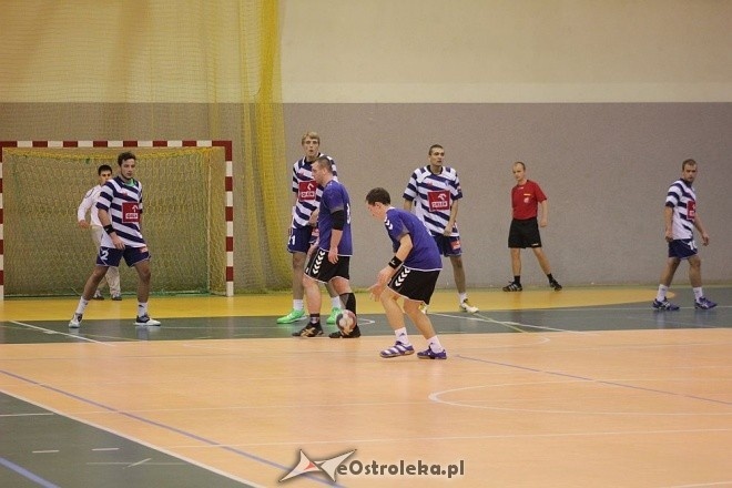 Trójka Ostrołęka - Orlen Wisła II Płock[14.09.2013] - zdjęcie #44 - eOstroleka.pl