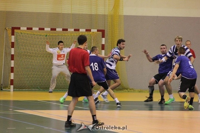 Trójka Ostrołęka - Orlen Wisła II Płock[14.09.2013] - zdjęcie #37 - eOstroleka.pl