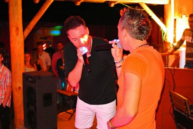 Club Ibiza Zalesie: Występ zespołu B-QLL [14.09.2013] - zdjęcie #64 - eOstroleka.pl