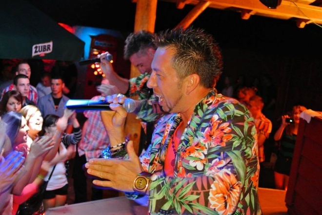 Club Ibiza Zalesie: Występ zespołu B-QLL [14.09.2013] - zdjęcie #68 - eOstroleka.pl