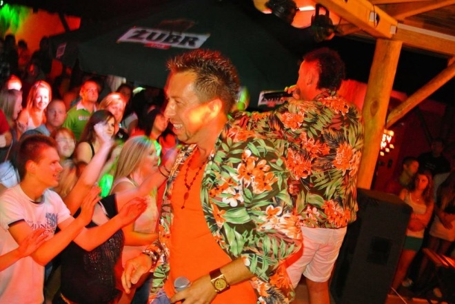 Club Ibiza Zalesie: Występ zespołu B-QLL [14.09.2013] - zdjęcie #14 - eOstroleka.pl