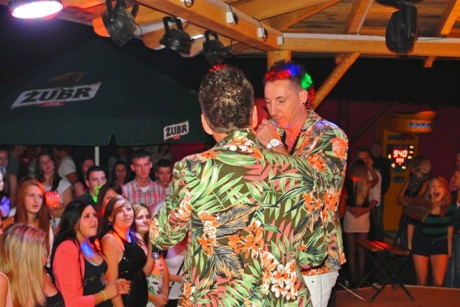 Club Ibiza Zalesie: Występ zespołu B-QLL [14.09.2013] - zdjęcie #7 - eOstroleka.pl