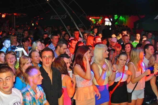 Club Ibiza Zalesie: Występ zespołu B-QLL [14.09.2013] - zdjęcie #5 - eOstroleka.pl