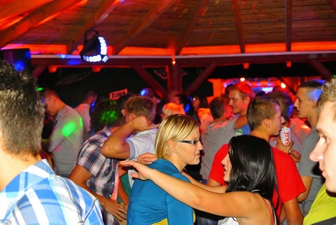Club Ibiza Zalesie: Występ zespołu B-QLL [14.09.2013] - zdjęcie #9 - eOstroleka.pl