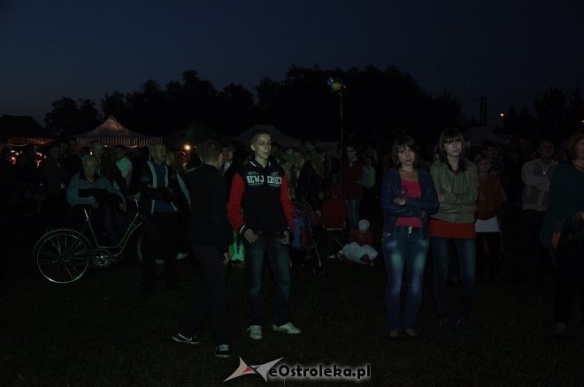 Formacja Soleo na dożynkach i zakończeniu lata w Goworowie [16.09.2013] - zdjęcie #218 - eOstroleka.pl