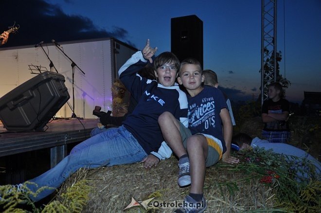 Formacja Soleo na dożynkach i zakończeniu lata w Goworowie [16.09.2013] - zdjęcie #216 - eOstroleka.pl