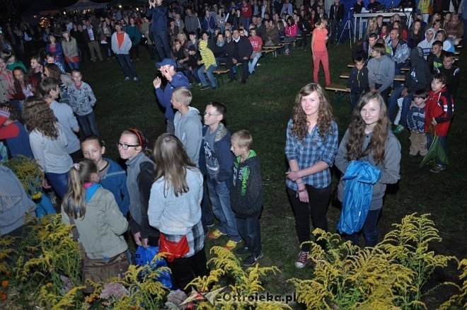 Formacja Soleo na dożynkach i zakończeniu lata w Goworowie [16.09.2013] - zdjęcie #201 - eOstroleka.pl