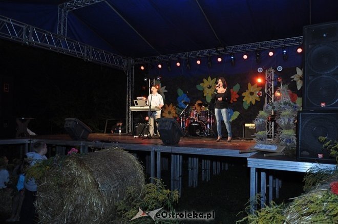 Formacja Soleo na dożynkach i zakończeniu lata w Goworowie [16.09.2013] - zdjęcie #196 - eOstroleka.pl