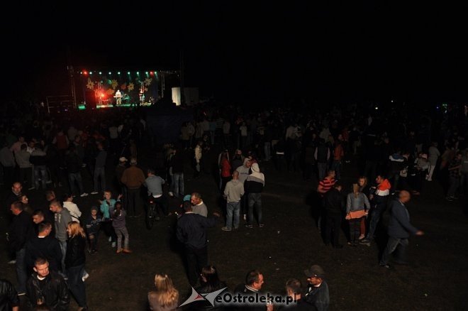 Formacja Soleo na dożynkach i zakończeniu lata w Goworowie [16.09.2013] - zdjęcie #189 - eOstroleka.pl