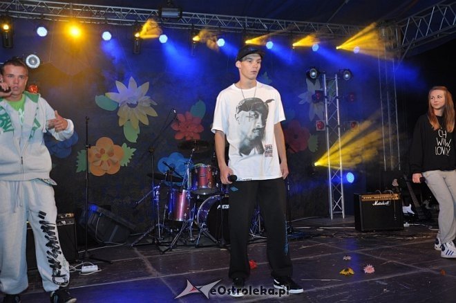 Formacja Soleo na dożynkach i zakończeniu lata w Goworowie [16.09.2013] - zdjęcie #177 - eOstroleka.pl