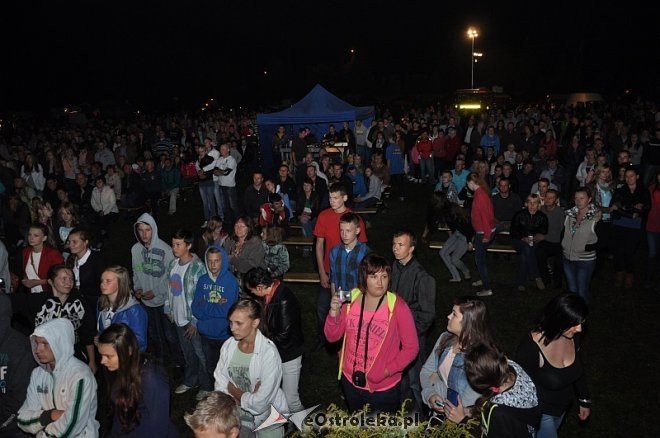 Formacja Soleo na dożynkach i zakończeniu lata w Goworowie [16.09.2013] - zdjęcie #172 - eOstroleka.pl