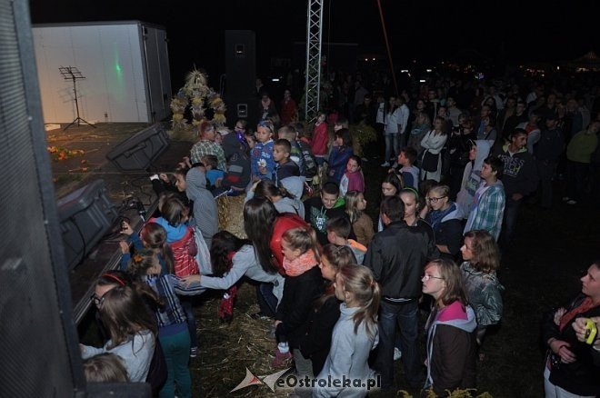 Formacja Soleo na dożynkach i zakończeniu lata w Goworowie [16.09.2013] - zdjęcie #170 - eOstroleka.pl