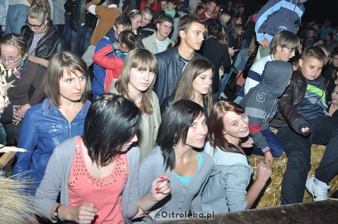 Formacja Soleo na dożynkach i zakończeniu lata w Goworowie [16.09.2013] - zdjęcie #163 - eOstroleka.pl