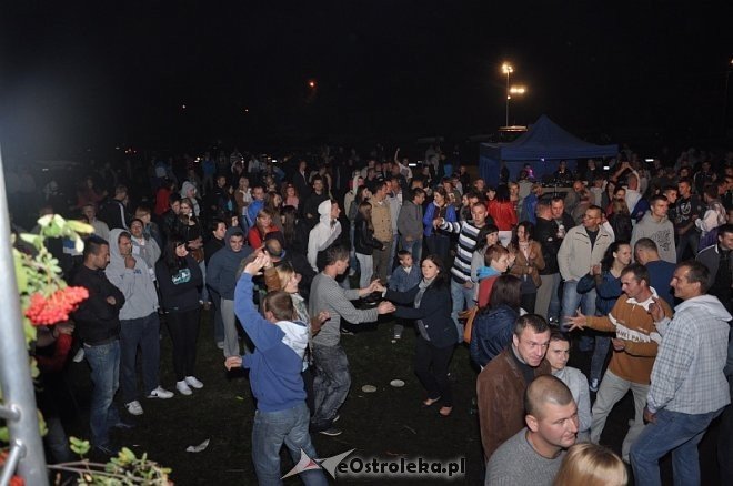 Formacja Soleo na dożynkach i zakończeniu lata w Goworowie [16.09.2013] - zdjęcie #161 - eOstroleka.pl