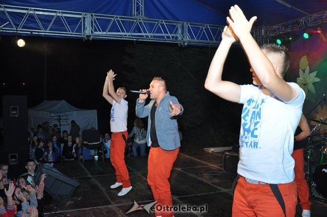 Formacja Soleo na dożynkach i zakończeniu lata w Goworowie [16.09.2013] - zdjęcie #154 - eOstroleka.pl