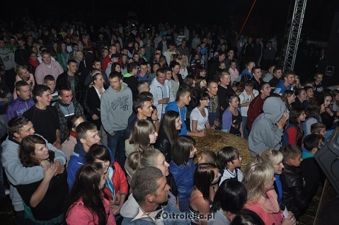 Formacja Soleo na dożynkach i zakończeniu lata w Goworowie [16.09.2013] - zdjęcie #89 - eOstroleka.pl