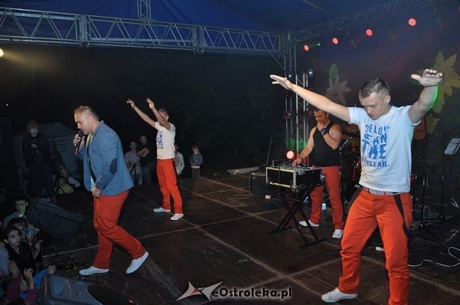 Formacja Soleo na dożynkach i zakończeniu lata w Goworowie [16.09.2013] - zdjęcie #87 - eOstroleka.pl