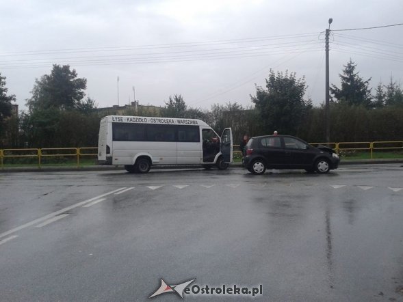 Różan: Wypadek na dk 61. Jedna osoba ranna [17.09.2013] - zdjęcie #9 - eOstroleka.pl