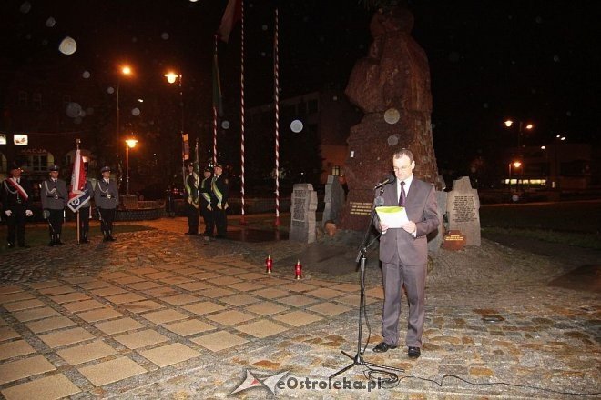Miejskie obchody 74. rocznicy sowieckiej agresji na Polskę [17.09.2013] - zdjęcie #19 - eOstroleka.pl