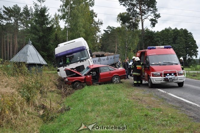 Poważny wypadek na DK 647 [18.09.2013] - zdjęcie #20 - eOstroleka.pl