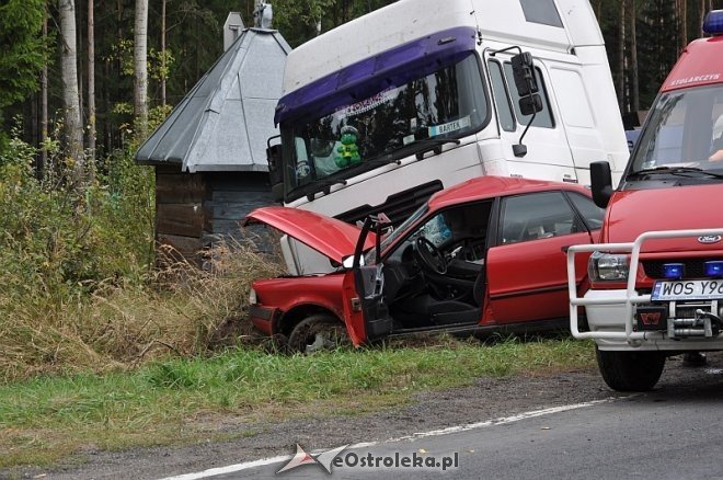 Poważny wypadek na DK 647 [18.09.2013] - zdjęcie #5 - eOstroleka.pl