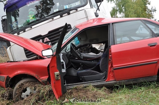 Poważny wypadek na DK 647 [18.09.2013] - zdjęcie #18 - eOstroleka.pl