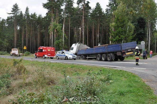 Poważny wypadek na DK 647 [18.09.2013] - zdjęcie #23 - eOstroleka.pl