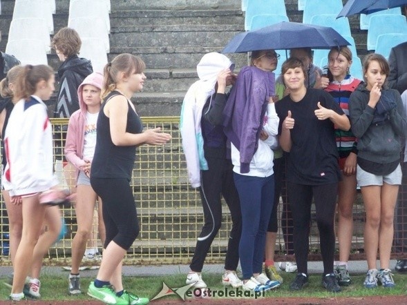 Lekkoatletyczny mityng młodzików (19.09.2013) - zdjęcie #14 - eOstroleka.pl