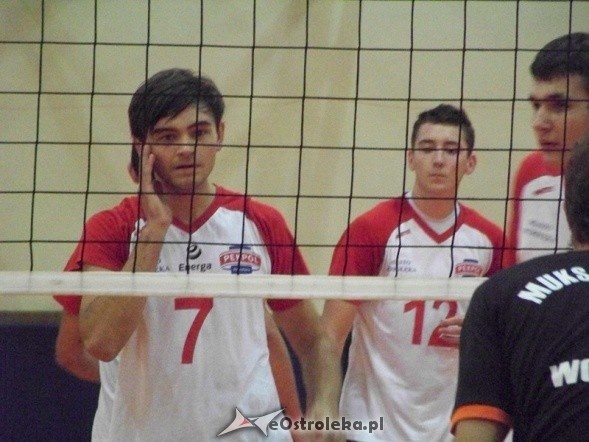 I liga mazowiecka juniorów: Pekpol Ostrołęka - Huragan Wołomin (19.09.2013) - zdjęcie #17 - eOstroleka.pl