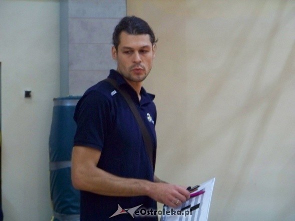 I liga mazowiecka juniorów: Pekpol Ostrołęka - Huragan Wołomin (19.09.2013) - zdjęcie #8 - eOstroleka.pl