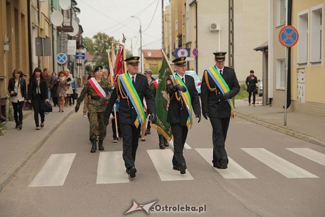 Obchody jubileuszowe 100-lecia I LO w Ostrołęce [20.09.2013] - zdjęcie #16 - eOstroleka.pl