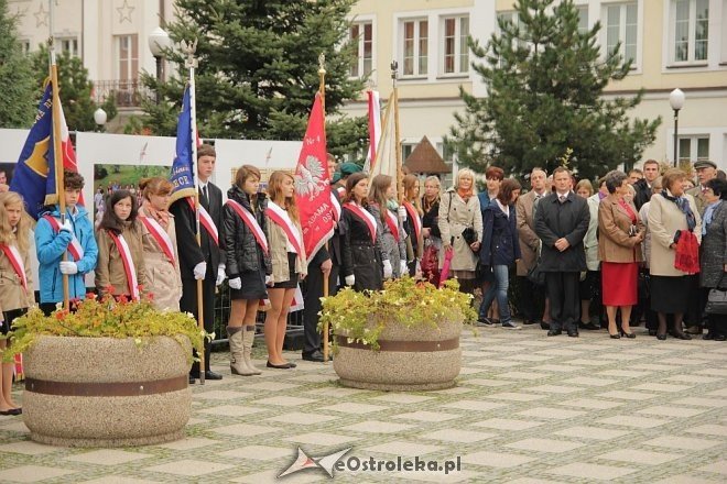 Obchody jubileuszowe 100-lecia I LO w Ostrołęce [20.09.2013] - zdjęcie #128 - eOstroleka.pl