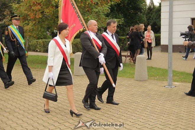 Obchody jubileuszowe 100-lecia I LO w Ostrołęce [20.09.2013] - zdjęcie #117 - eOstroleka.pl