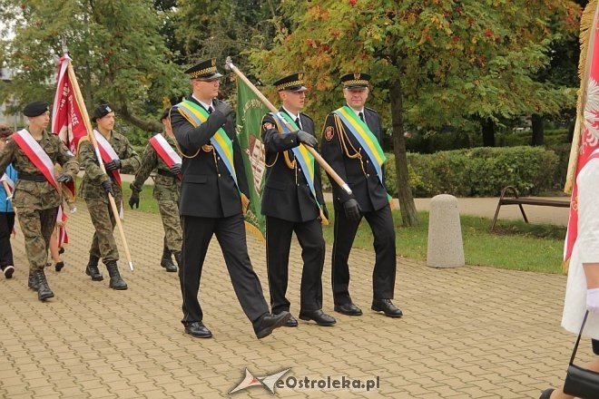 Obchody jubileuszowe 100-lecia I LO w Ostrołęce [20.09.2013] - zdjęcie #116 - eOstroleka.pl
