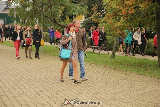 Obchody jubileuszowe 100-lecia I LO w Ostrołęce [20.09.2013] - zdjęcie #102 - eOstroleka.pl