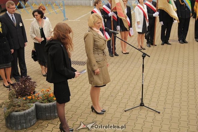 Obchody jubileuszowe 100-lecia I LO w Ostrołęce [20.09.2013] - zdjęcie #89 - eOstroleka.pl