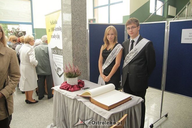 Obchody jubileuszowe 100-lecia I LO w Ostrołęce [20.09.2013] - zdjęcie #79 - eOstroleka.pl